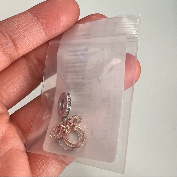 NWOT Disney Minnie Mouse Silhouette Double Dangle Charm Sterling Silver 925 - Picture 2 of 9